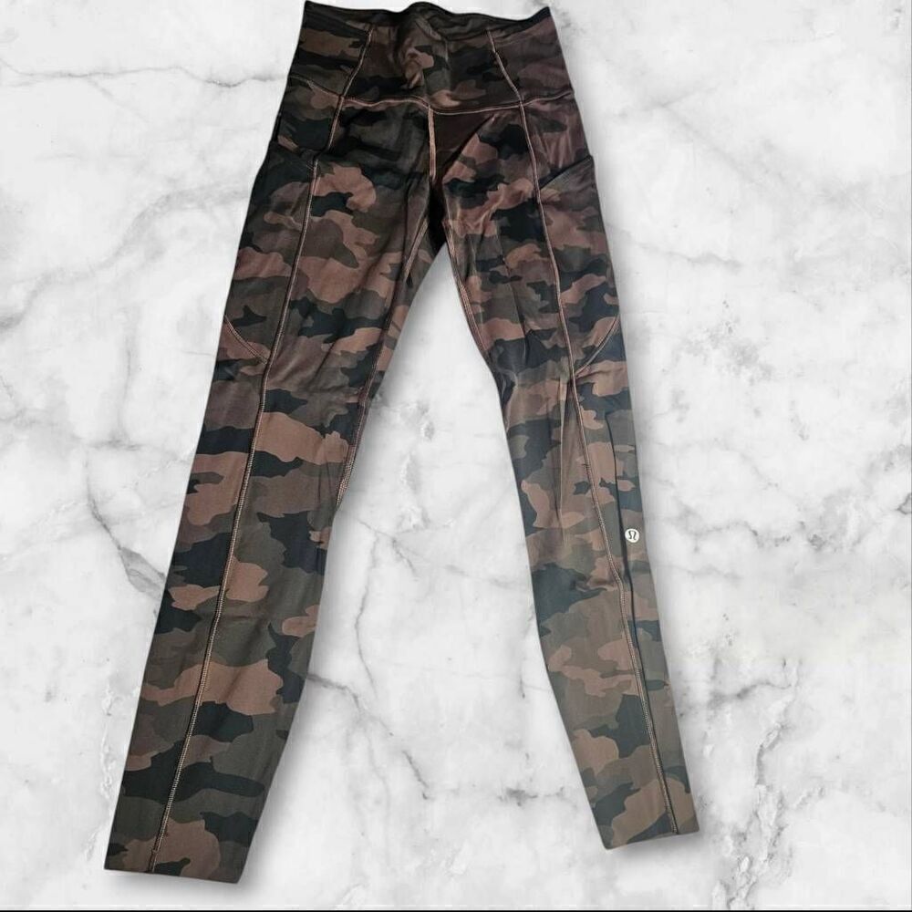 Lululemon Size 4 Camo Fast & Free Leggings